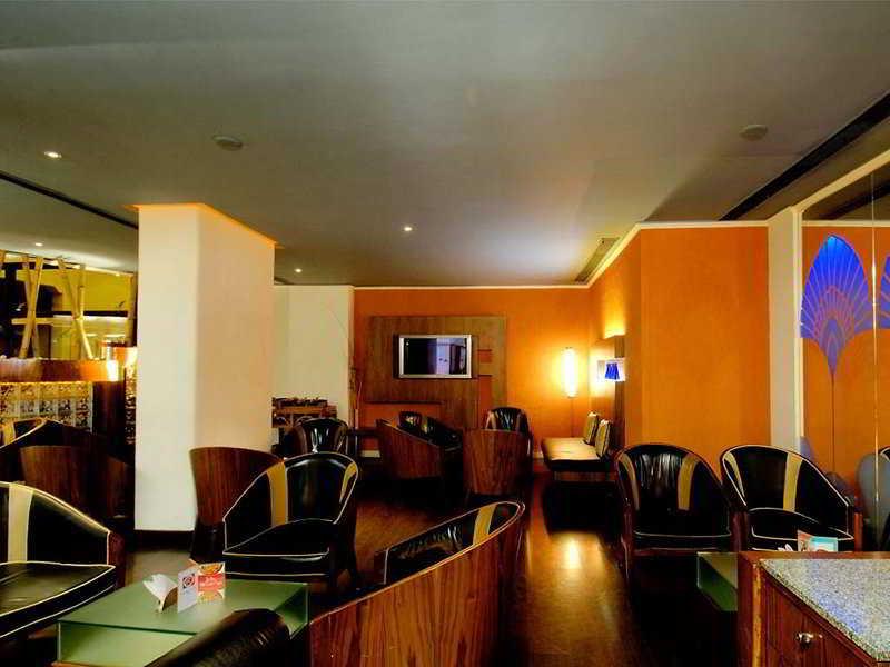 Ramee Guestline Hotel Juhu Bombaj Zewnętrze zdjęcie