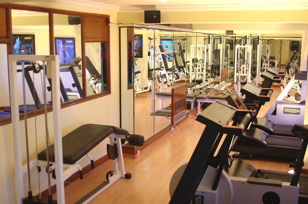 Ramee Guestline Hotel Juhu Bombaj Zewnętrze zdjęcie